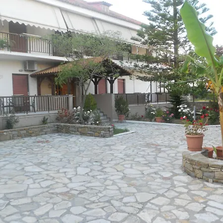 Apartment Assimakis Finikounta