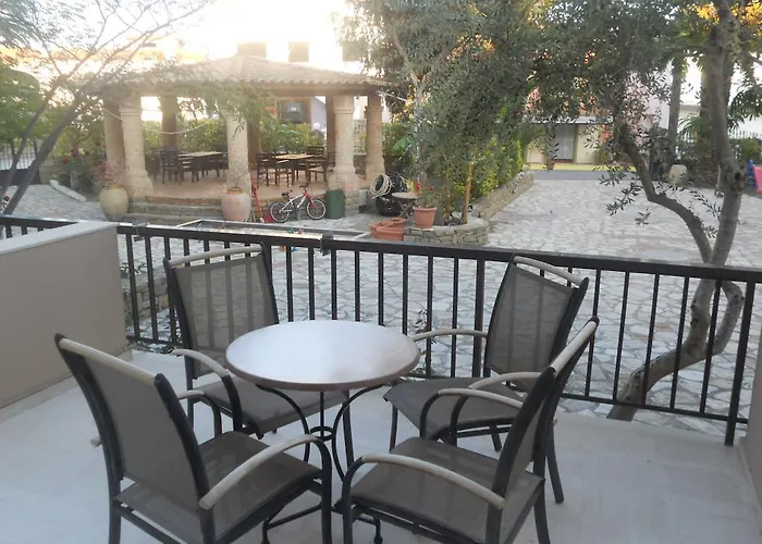 Assimakis * Финикунда